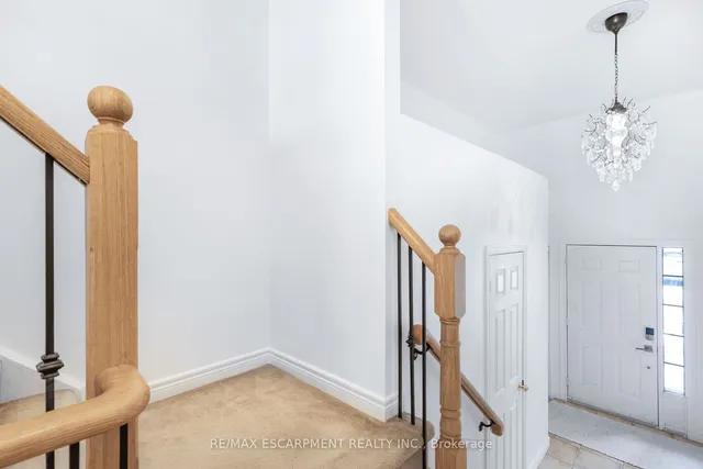 Additional property image - 100 Beddoe Dr Unit 110