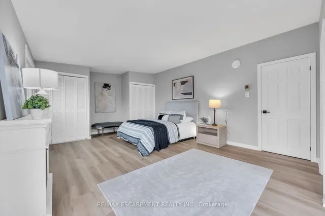 Additional property image - 110 Second St