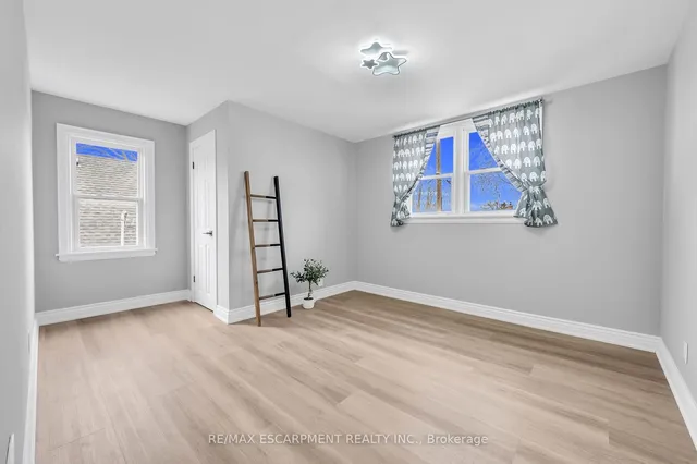 Additional property image - 110 Second St