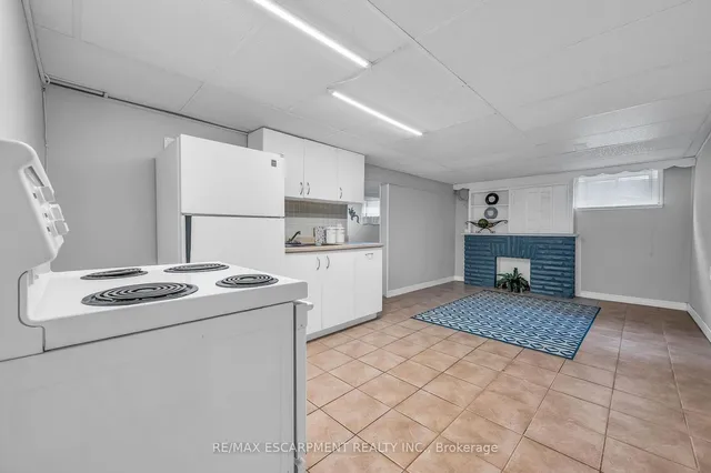 Additional property image - 110 Second St