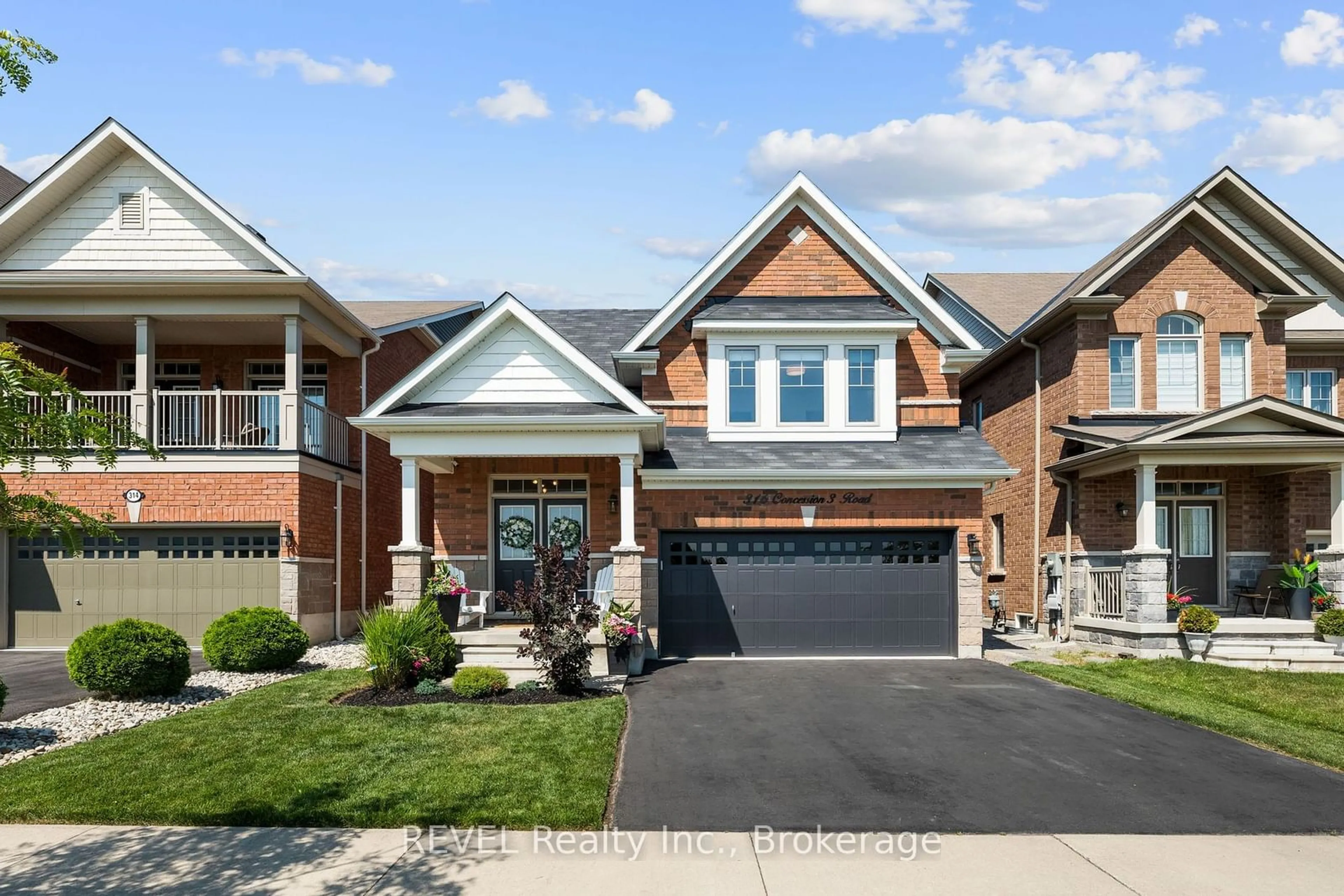 Home with brick exterior material, street for 316 Concession 3 Road, Niagara-on-the-Lake Ontario L0S 1J0