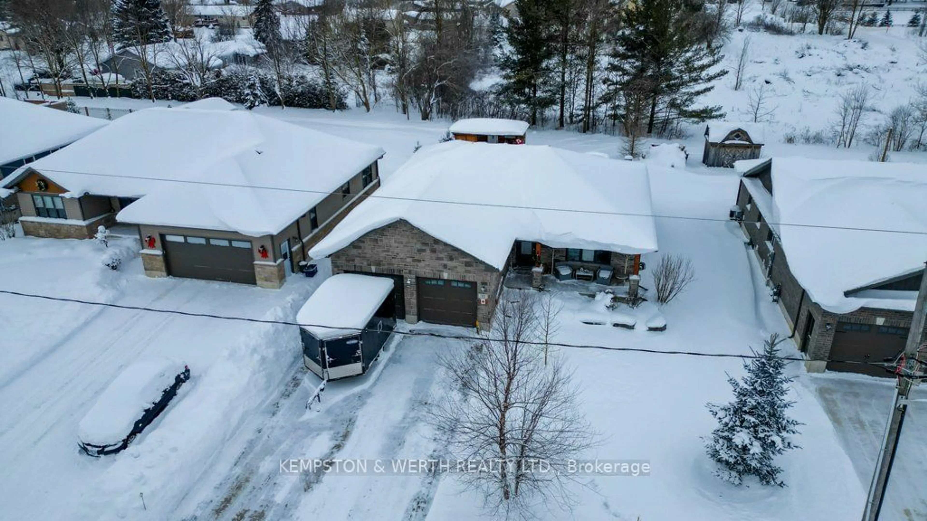 A pic from outside/outdoor area/front of a property/back of a property/a pic from drone, unknown for 35 Ann St, Minto Ontario N0G 1M0