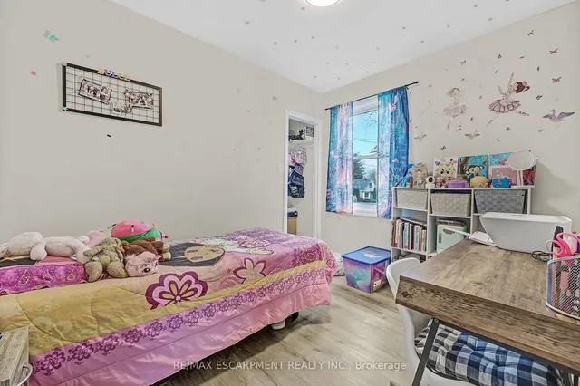 Additional property image - 237 East 19th St