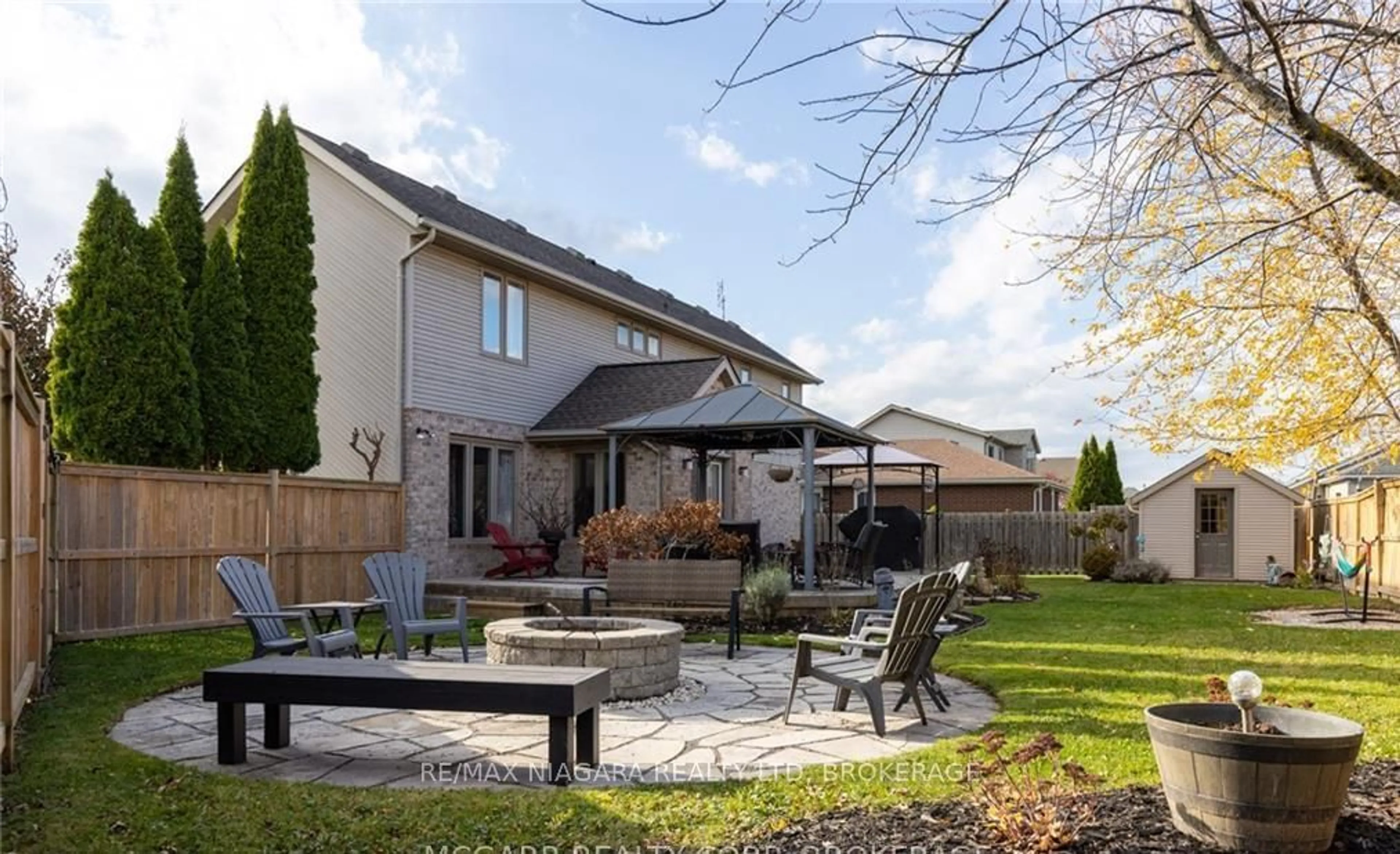 Patio, street for 7771 Alpine Dr, Niagara Falls Ontario L2H 3B5