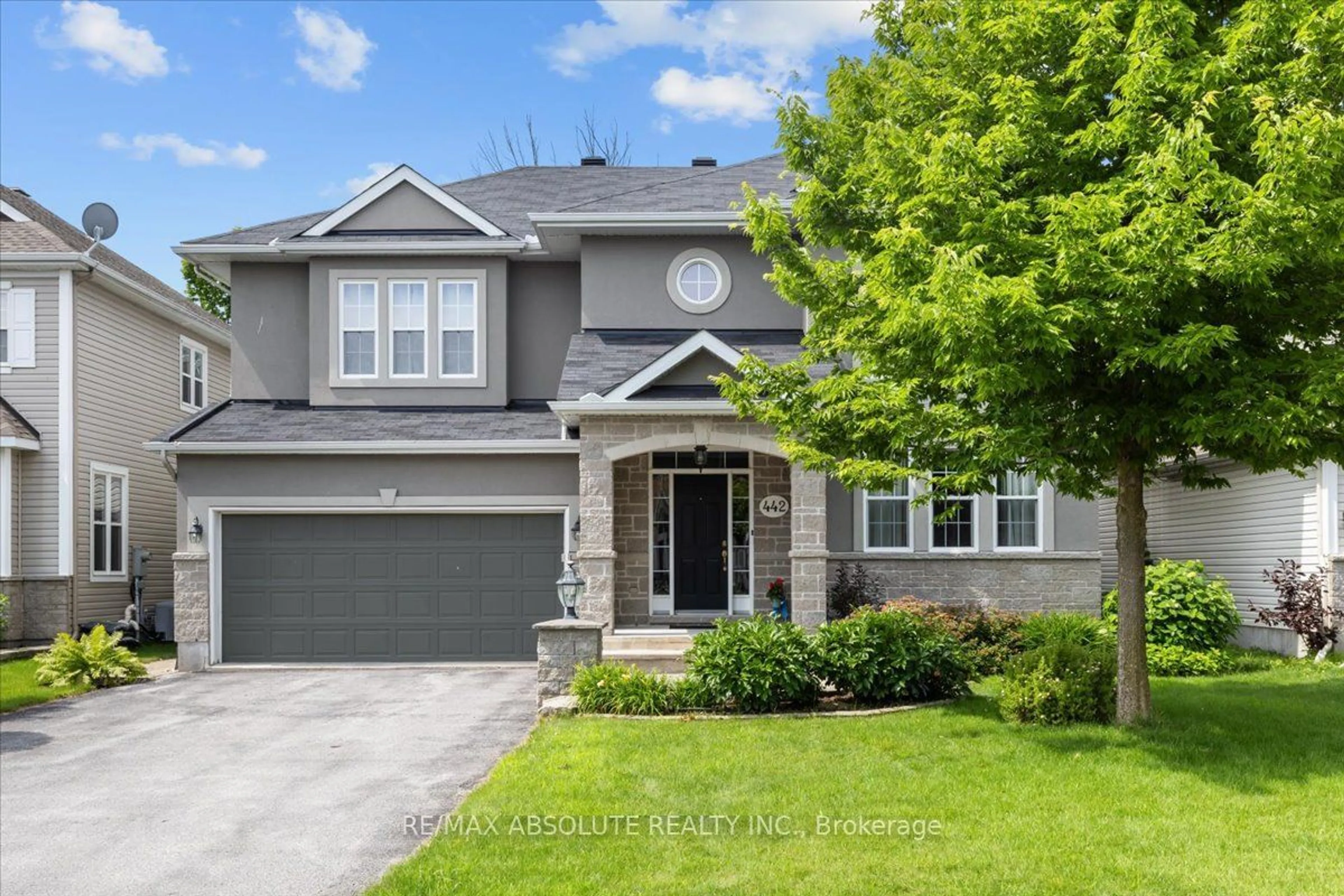 Home with vinyl exterior material, street for 442 LANDSWOOD Way, Stittsville - Munster - Richmond Ontario K2S 0A4