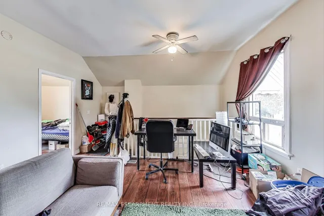 Additional property image - 208 EAST Ave