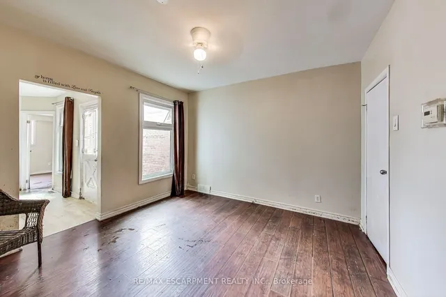 Additional property image - 208 EAST Ave