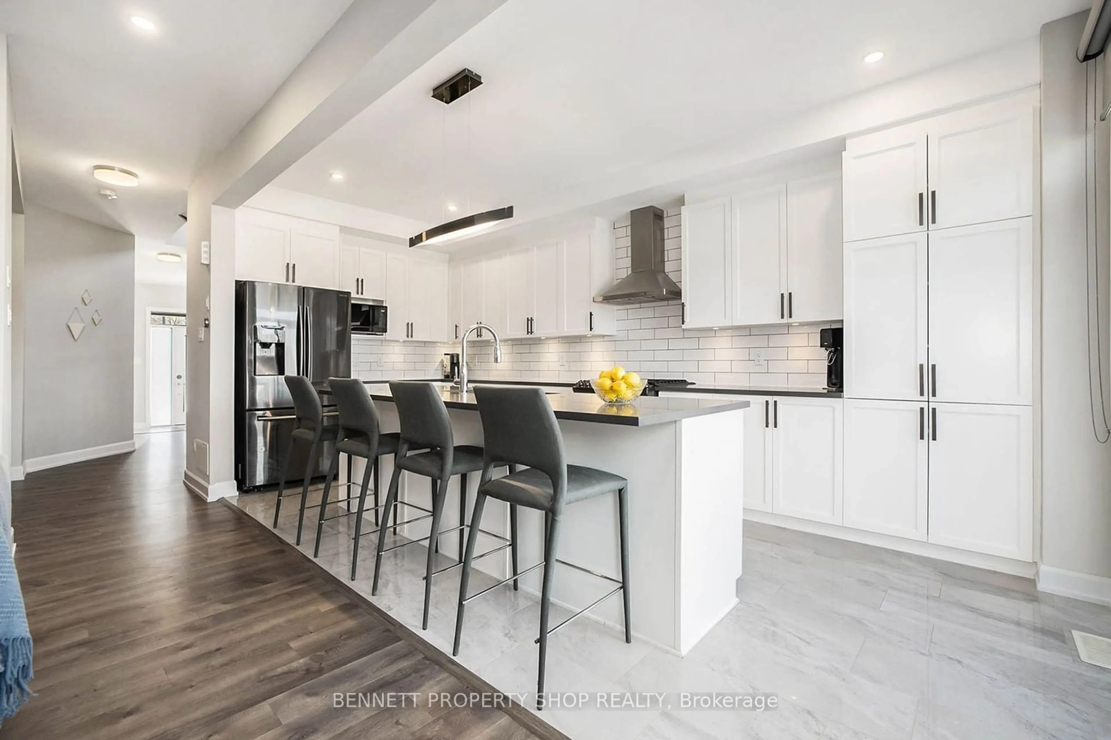 Open concept kitchen, unknown for 781 Samantha Eastop Ave, Stittsville - Munster - Richmond Ontario K2S 0Z9