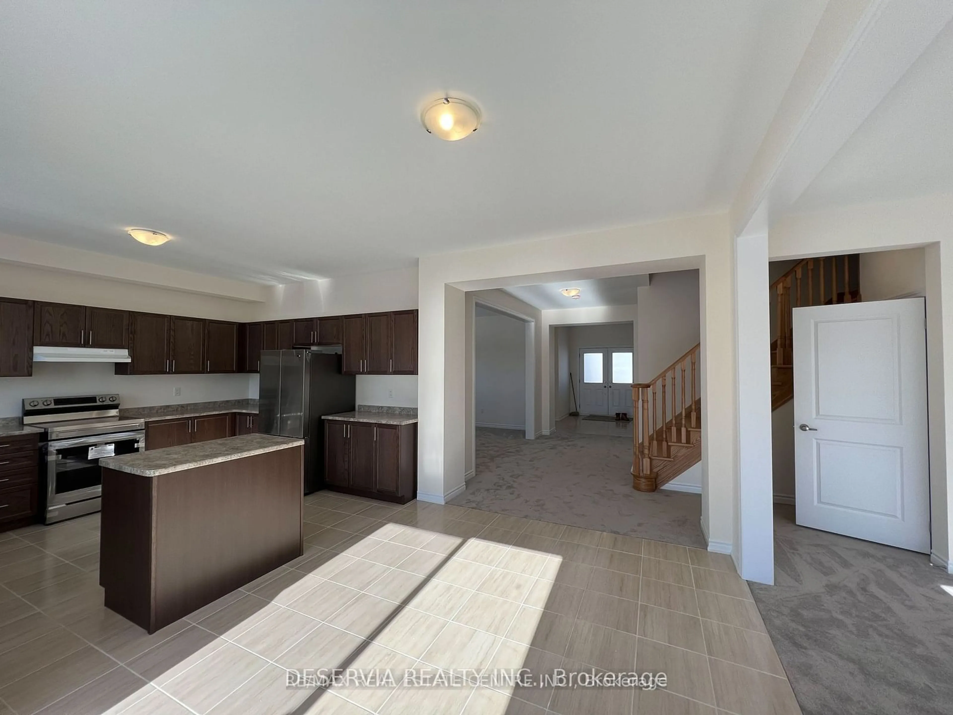 Open concept kitchen, unknown for 9 Todd Cres, Southgate Ontario N0C 1B0