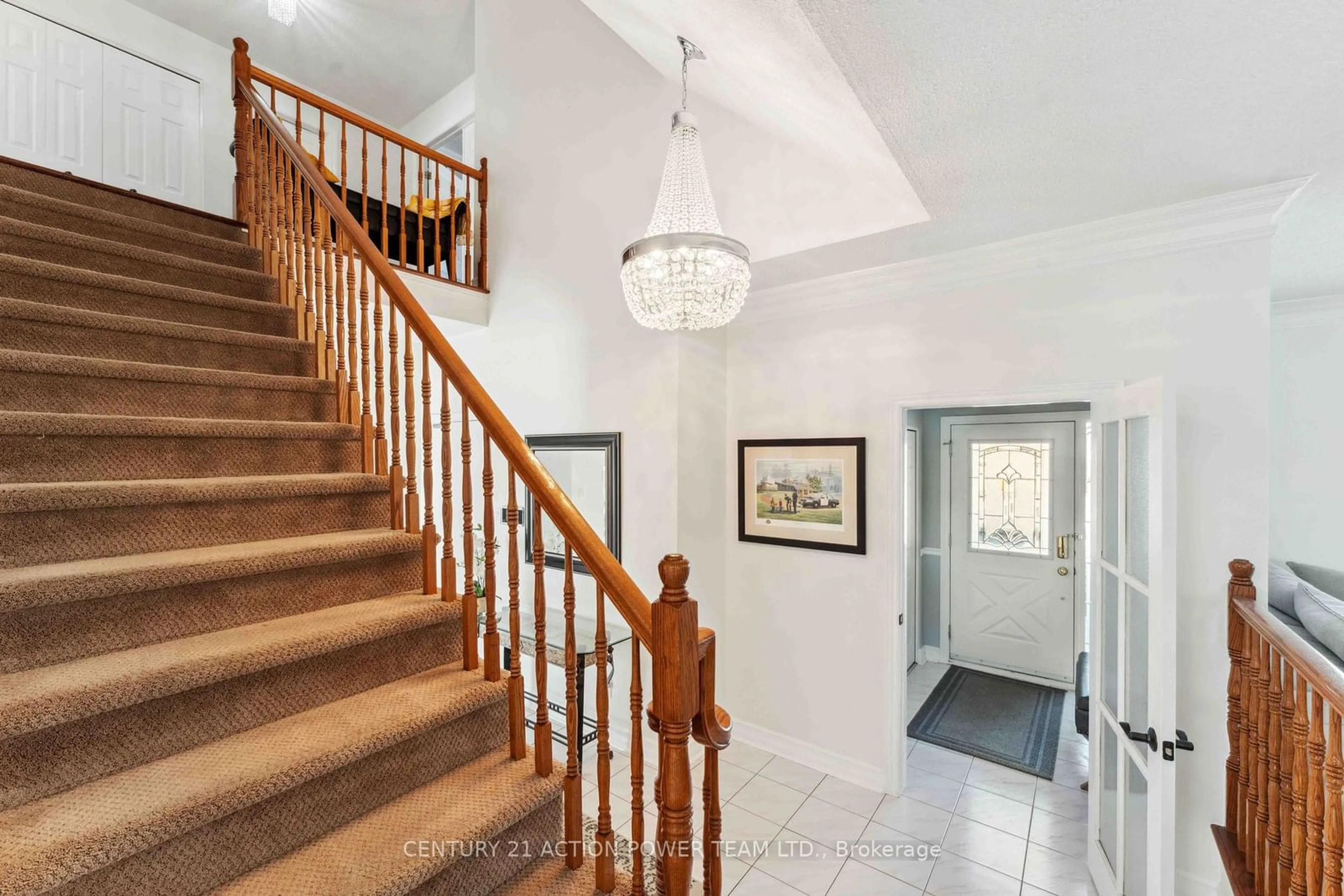 Indoor foyer for 156 TOPAZE Ave, Orleans - Cumberland and Area Ontario K4B 1K1