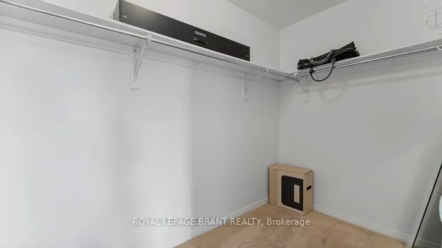 Additional property image - 7 SOUTHSIDE Pl Unit 5