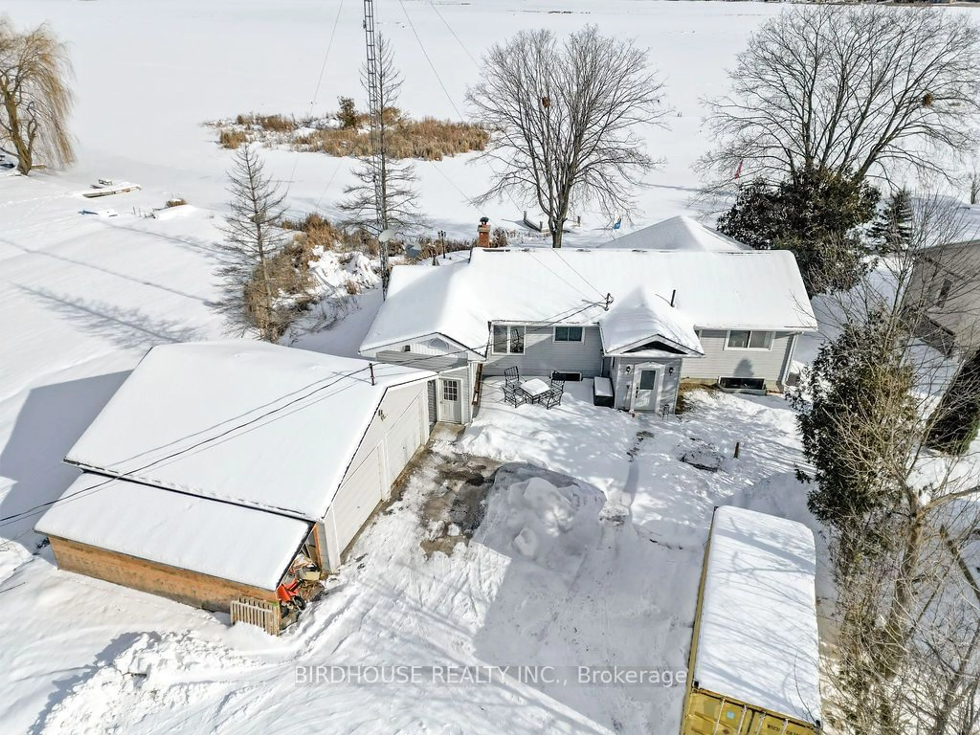 A pic from outside/outdoor area/front of a property/back of a property/a pic from drone, street for 24 Butternut Dr, Kawartha Lakes Ontario K9V 4R1