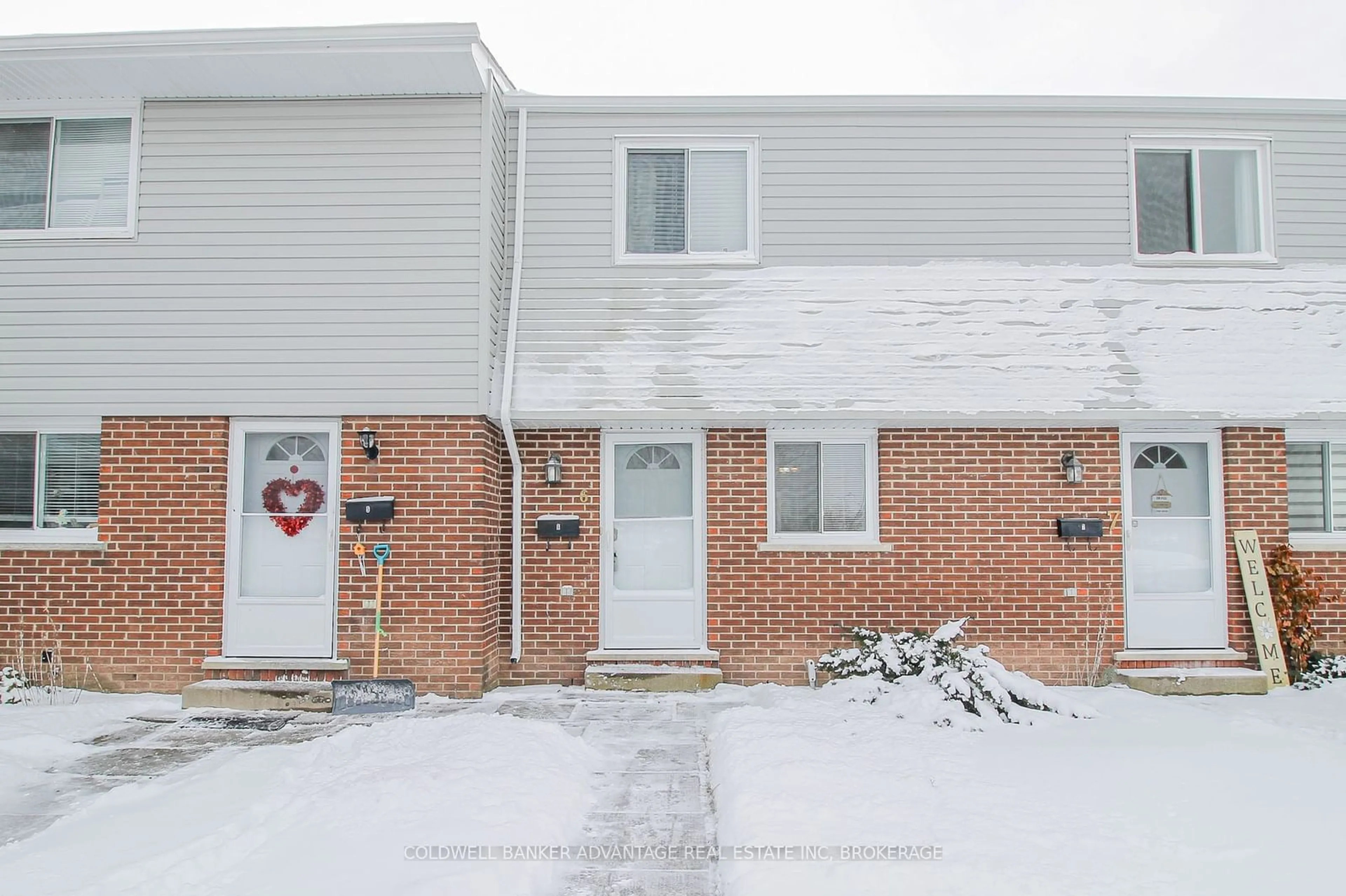 Unknown for 63 Empire St #6, Welland Ontario L3B 2L3