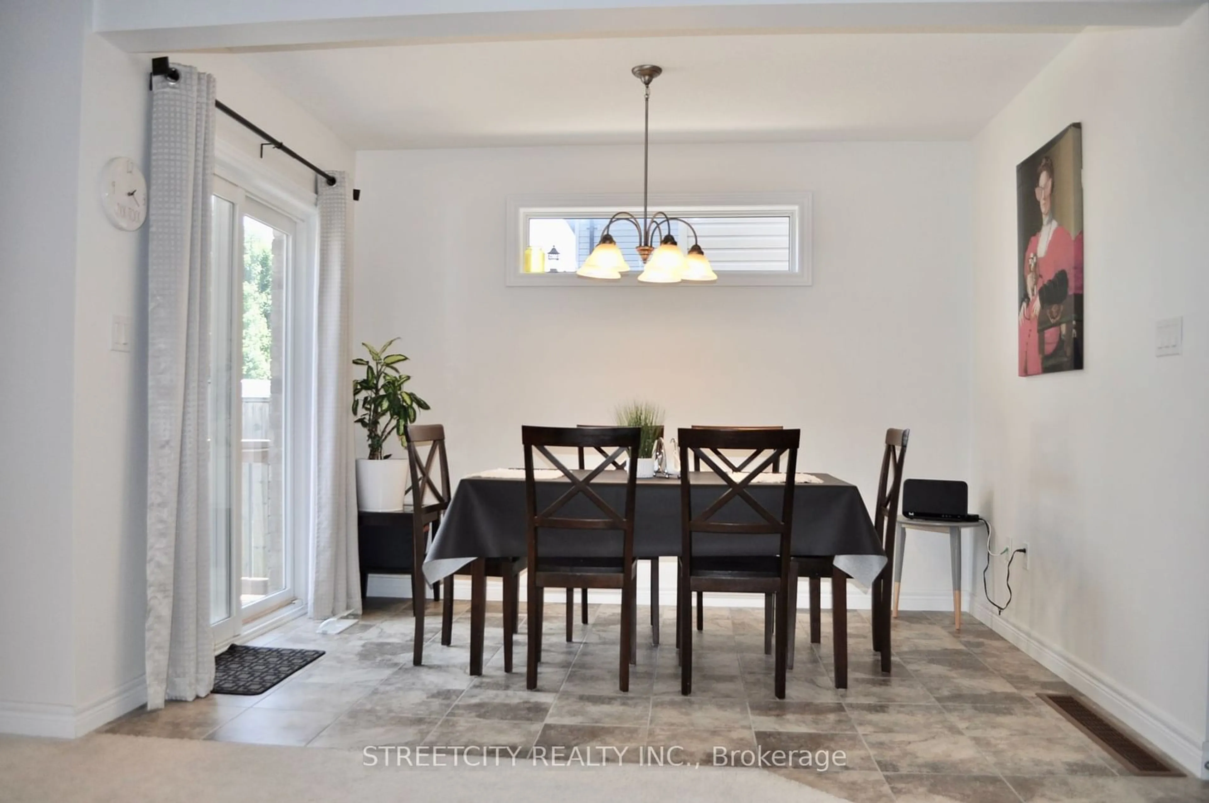 Dining room, ceramic/tile floor for 660 Guiness Way, London Ontario N5X 0C3