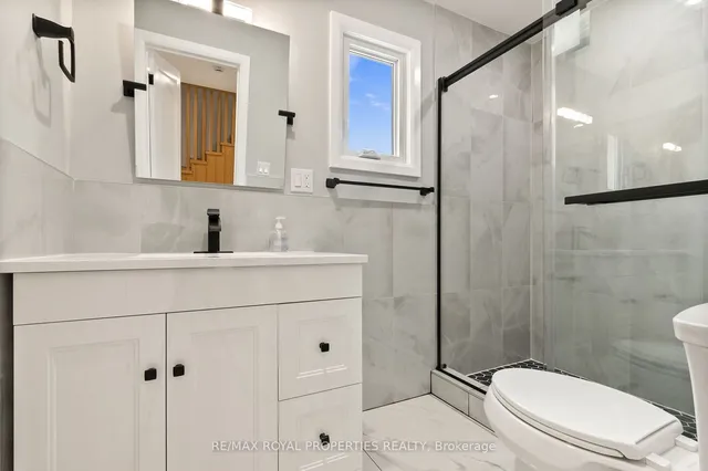 Additional property image - 477 Melvin Ave