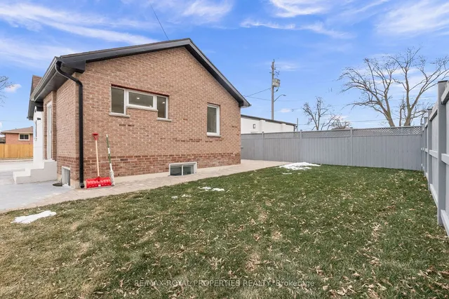 Additional property image - 477 Melvin Ave