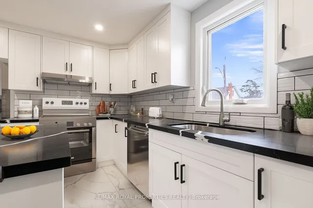 Additional property image - 477 Melvin Ave