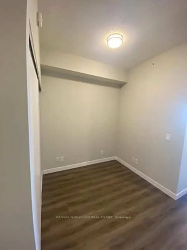 Additional property image - 15 Queen St Unit 1803