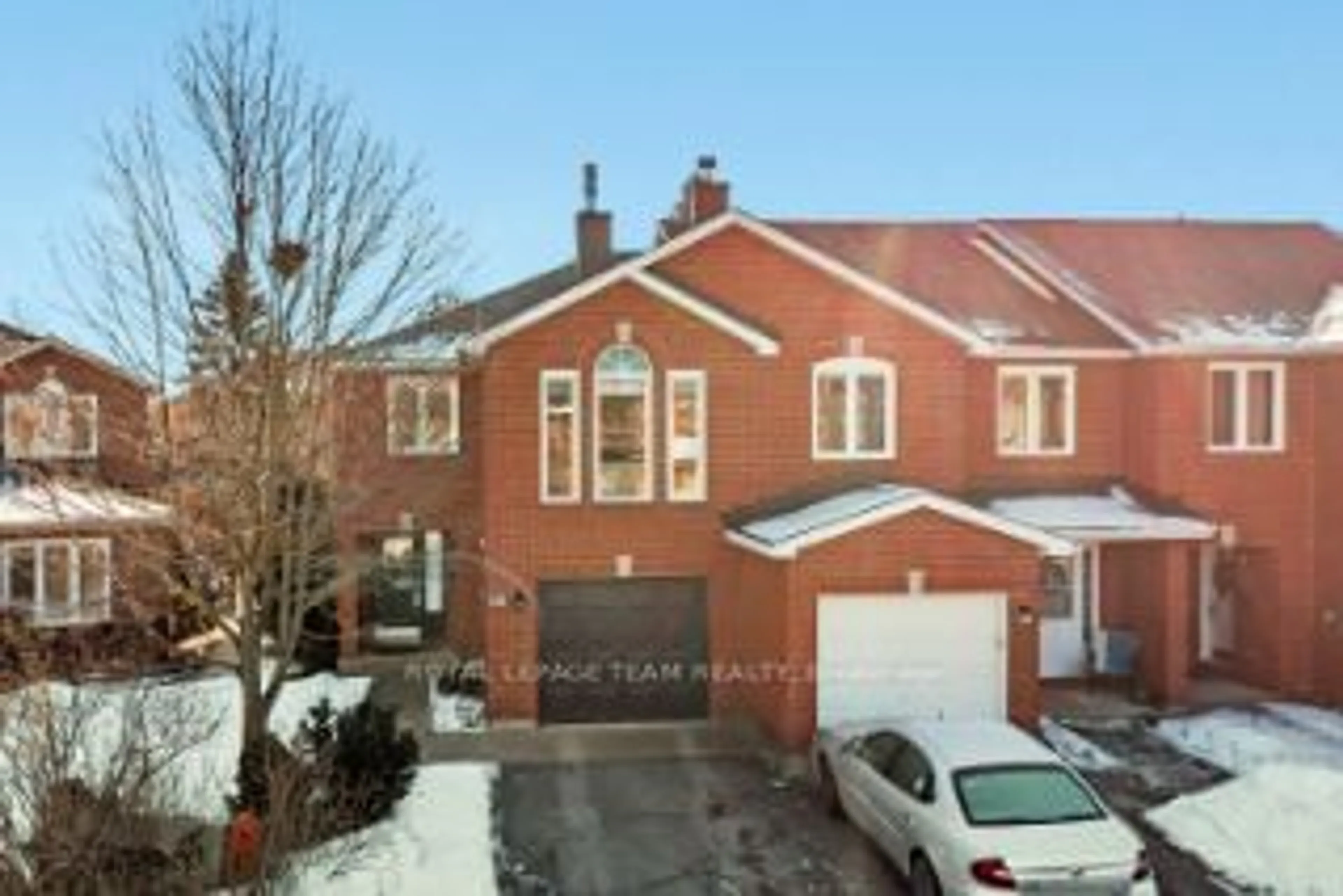 A pic from outside/outdoor area/front of a property/back of a property/a pic from drone, street for 12 Longboat Crt, Kanata Ontario K2K 2T3