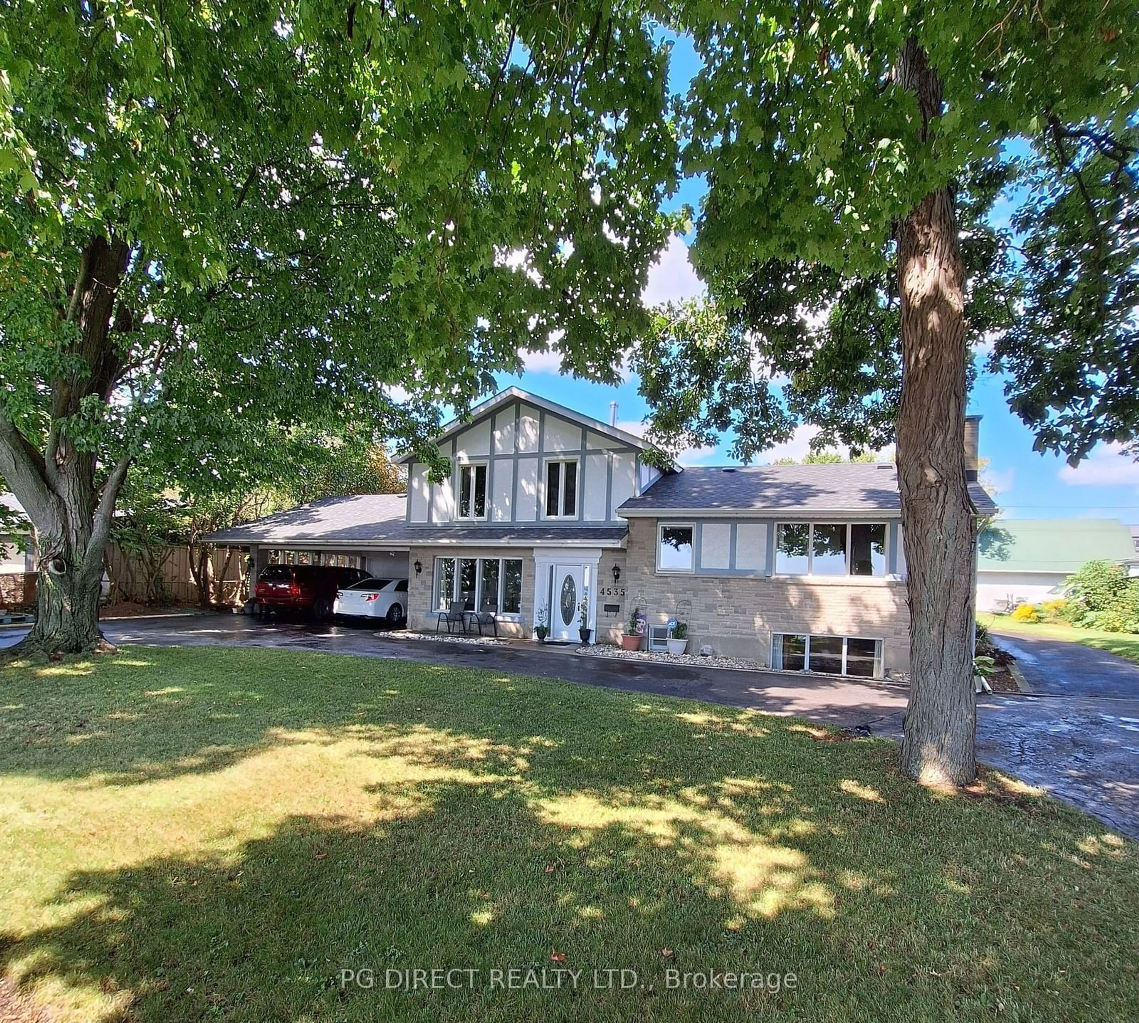 A pic from outside/outdoor area/front of a property/back of a property/a pic from drone, water/lake/river/ocean view for 4535 Bath Rd, Loyalist Ontario K7N 1A6