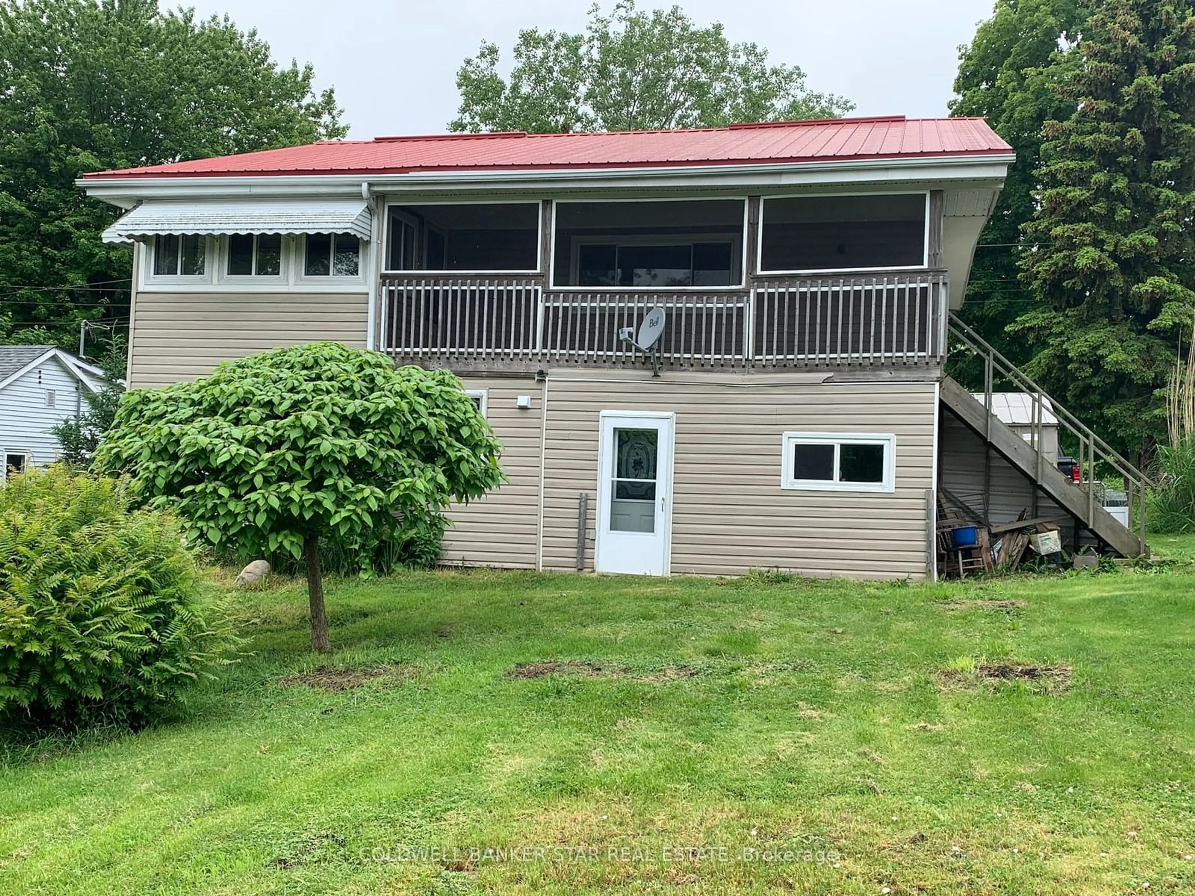 A pic from outside/outdoor area/front of a property/back of a property/a pic from drone, building for 6285 Grandview Rd, Dutton/Dunwich Ontario N0L 2M0