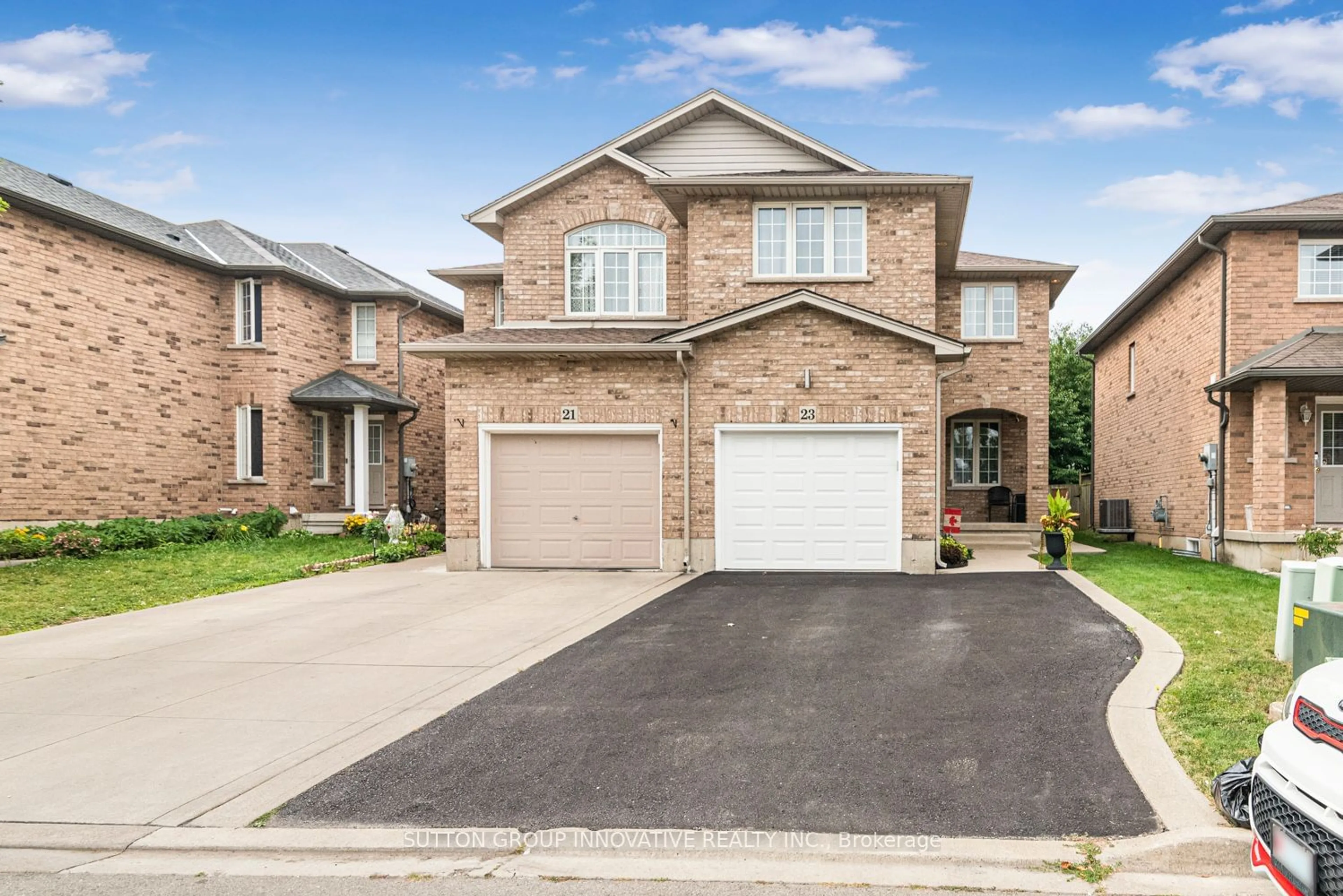 Home with brick exterior material, street for 23 Jonathon Crt, Hamilton Ontario L8W 0A1