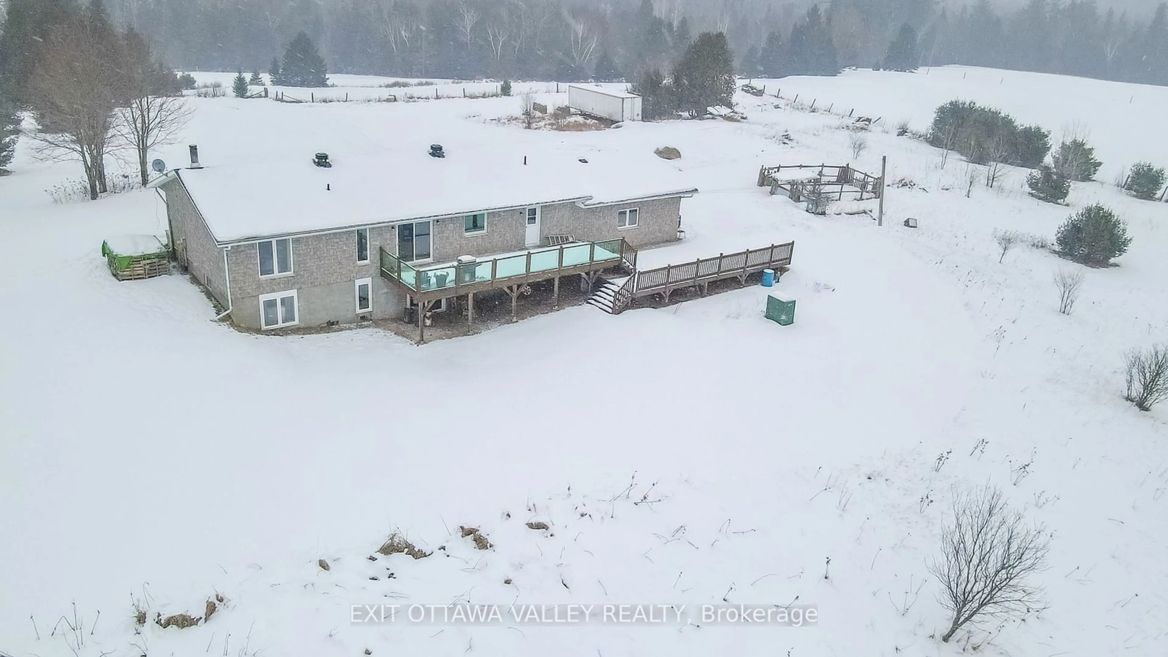 A pic from outside/outdoor area/front of a property/back of a property/a pic from drone, mountain view for 2112 Schutt Rd, Brudenell, Lyndoch and Raglan Ontario K0J 2E0