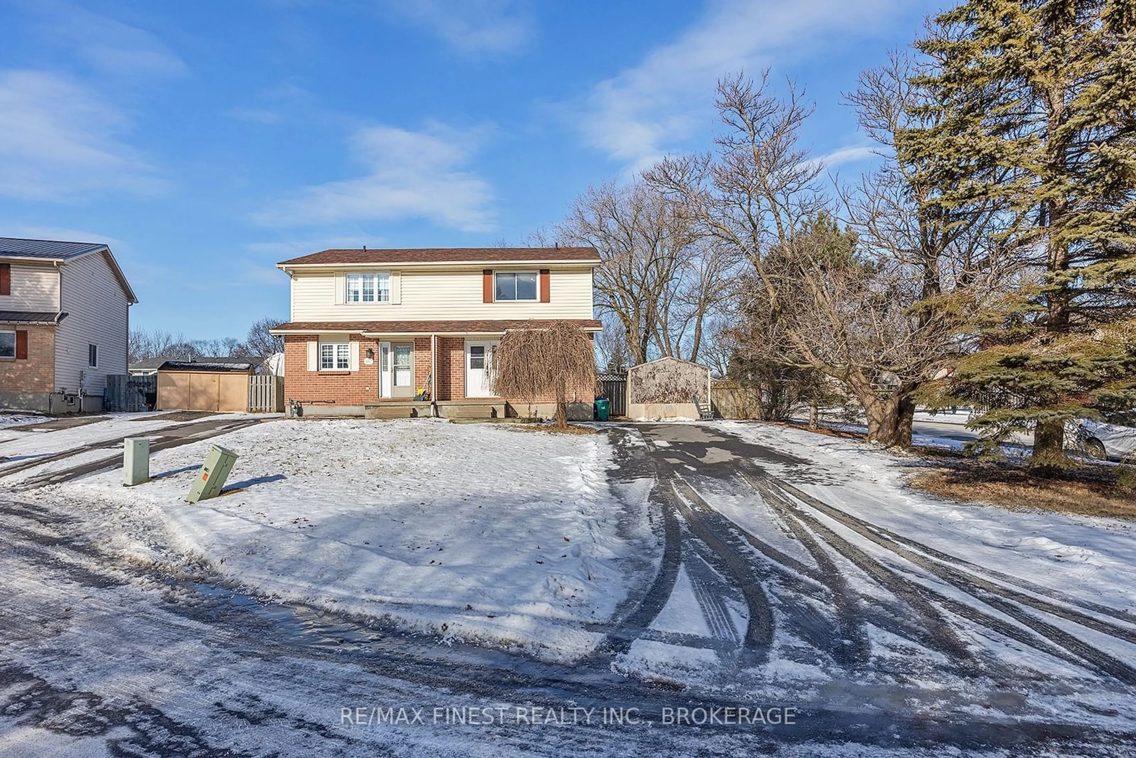 A pic from outside/outdoor area/front of a property/back of a property/a pic from drone, street for 136 Jean Worrell Cres, Kingston Ontario K7K 6T4