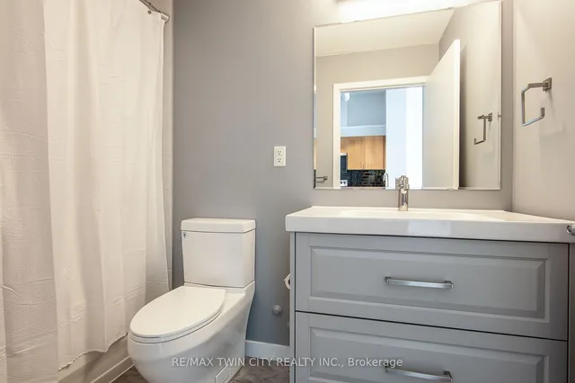 Additional property image - 410 King St Unit 603