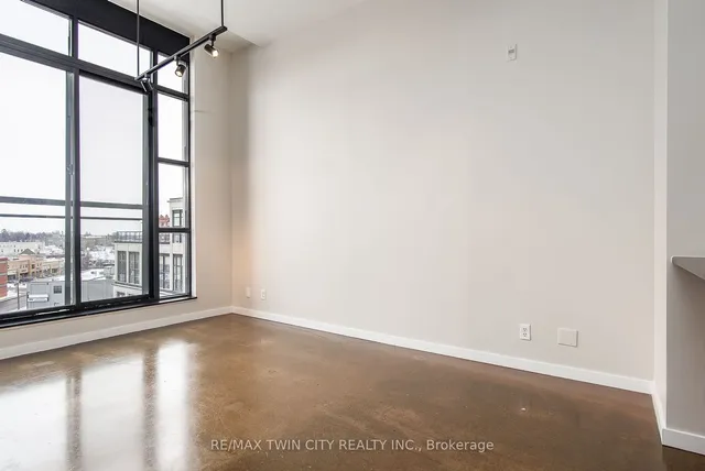 Additional property image - 410 King St Unit 603