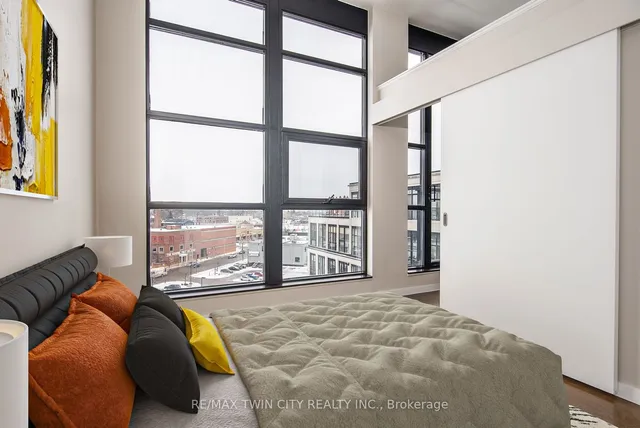 Additional property image - 410 King St Unit 603