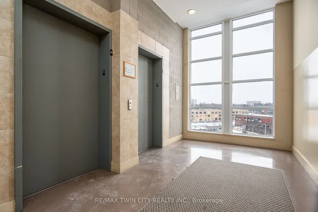 Additional property image - 410 King St Unit 603