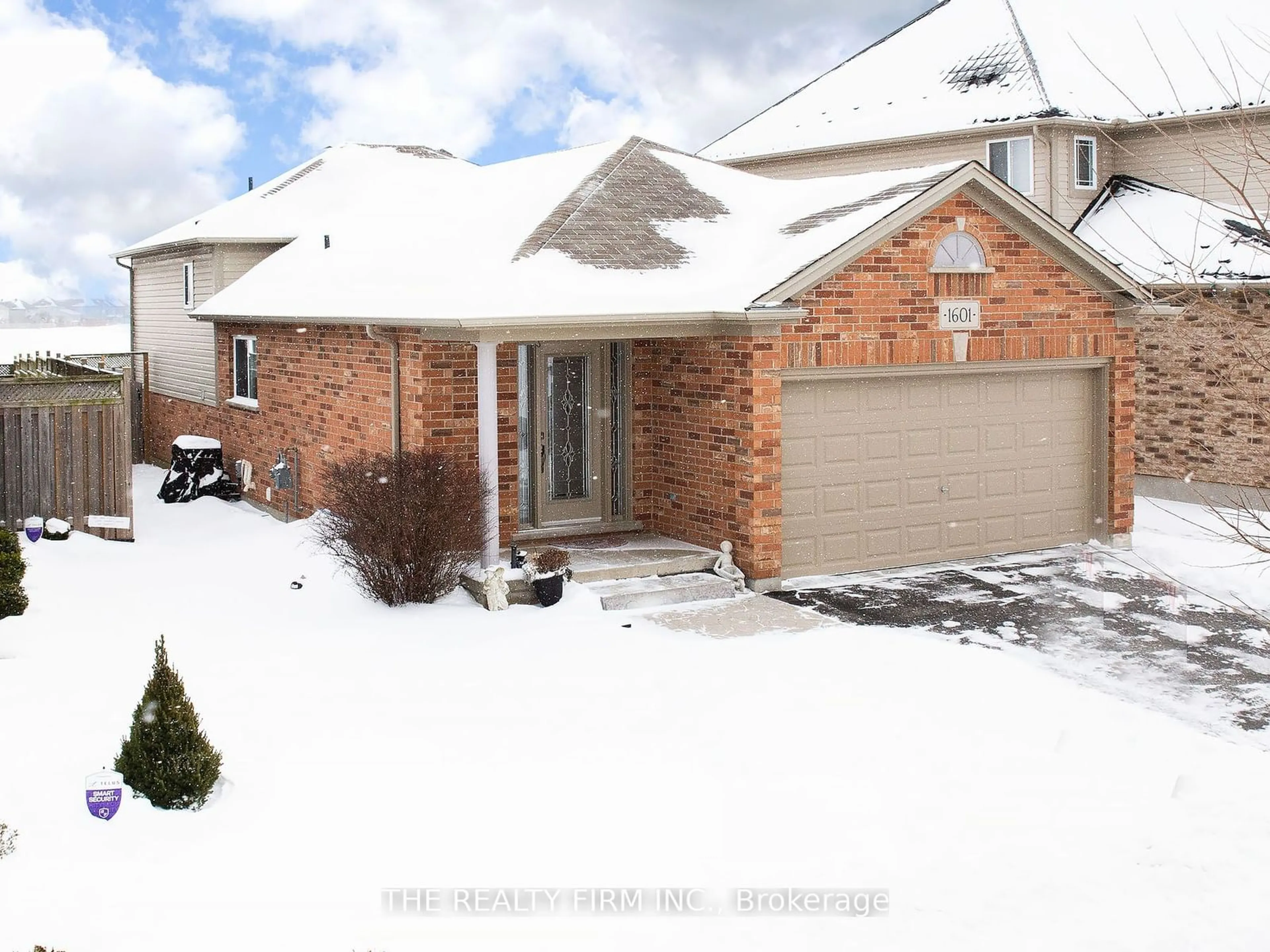 Home with brick exterior material, street for 1601 Evans Blvd, London Ontario N6M 0A9