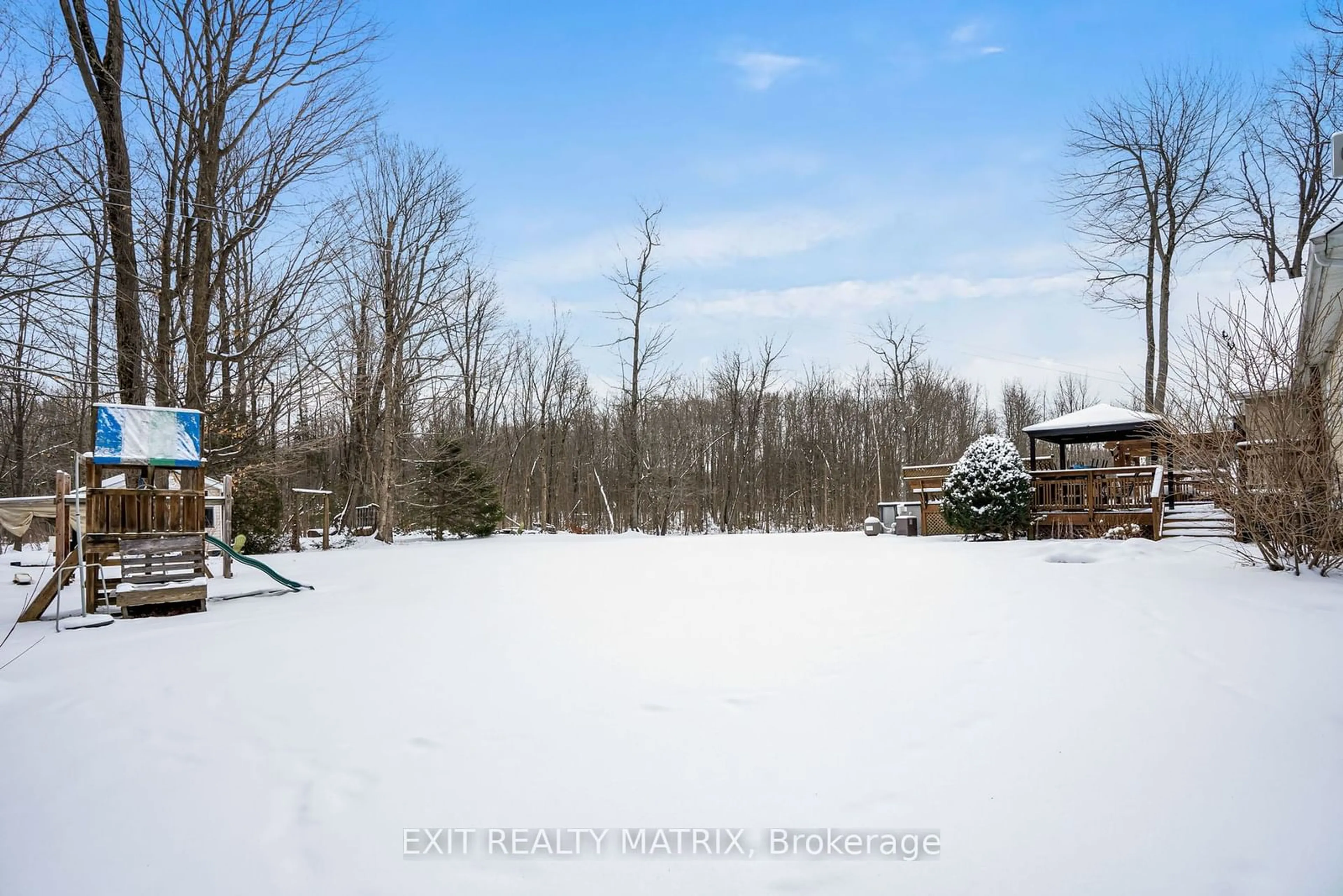 A pic from outside/outdoor area/front of a property/back of a property/a pic from drone, forest/trees view for 736 FOX RUN Rd, Champlain Ontario K6A 0G7