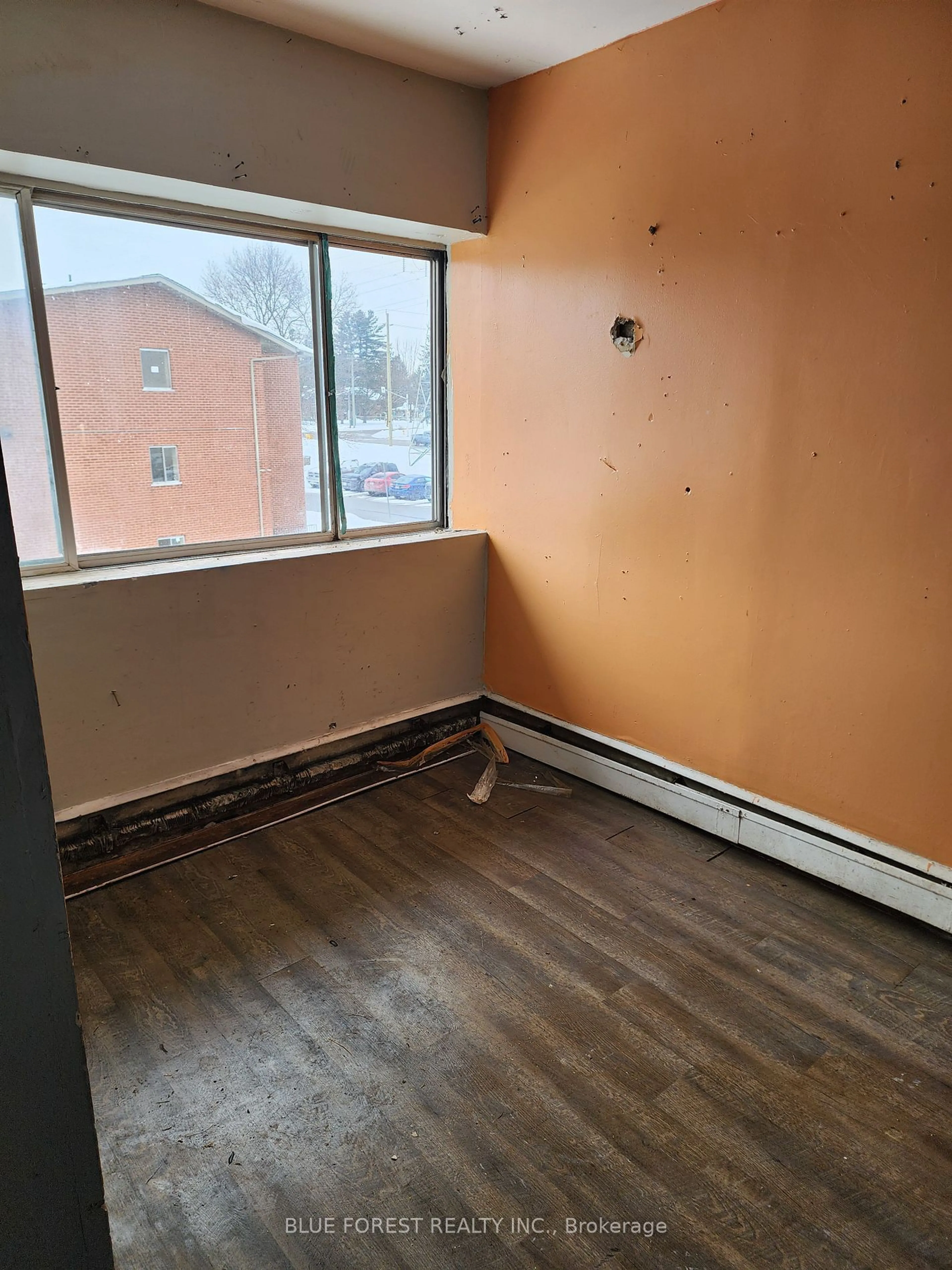 A pic of a room for 1172 Hamilton Rd #304, London Ontario N5W 1A9