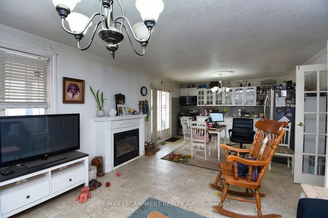 Additional property image - 505 Wellington St