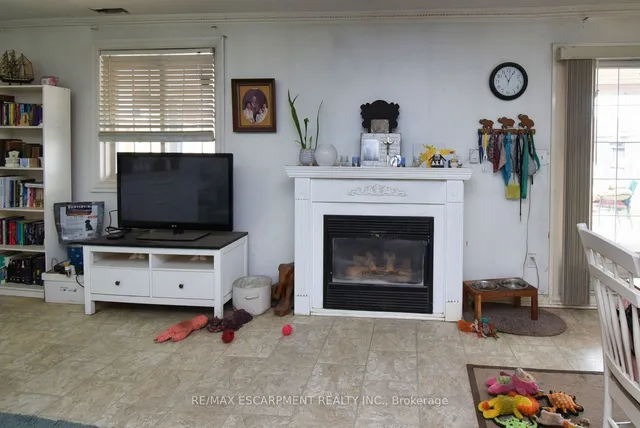 Additional property image - 505 Wellington St