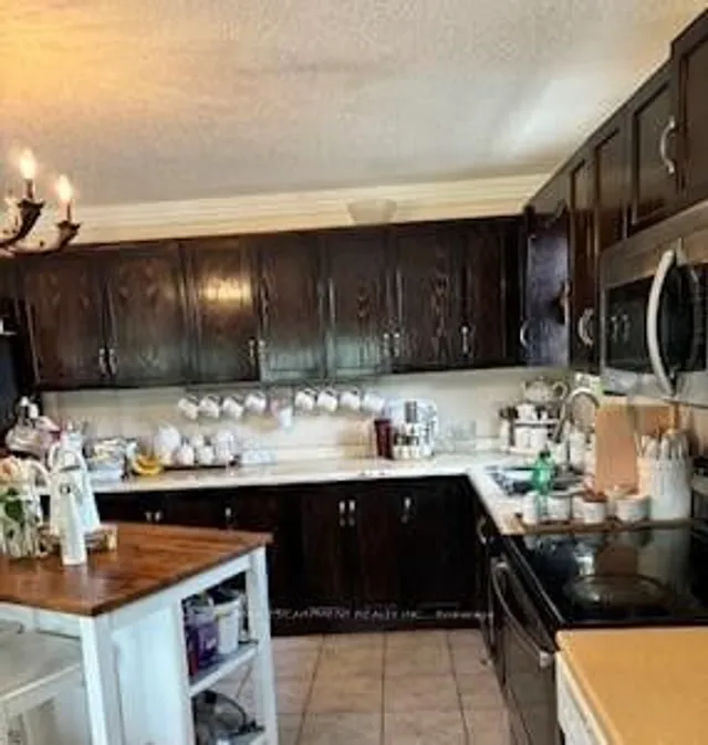 Additional property image - 505 Wellington St