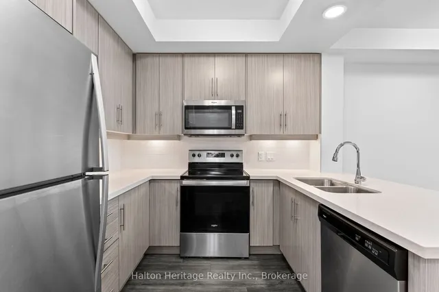 Additional property image - 30 Hamilton St Unit 503