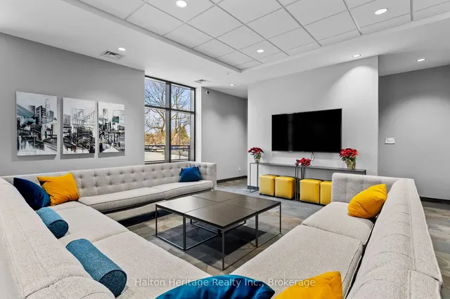 Additional property image - 30 Hamilton St Unit 503