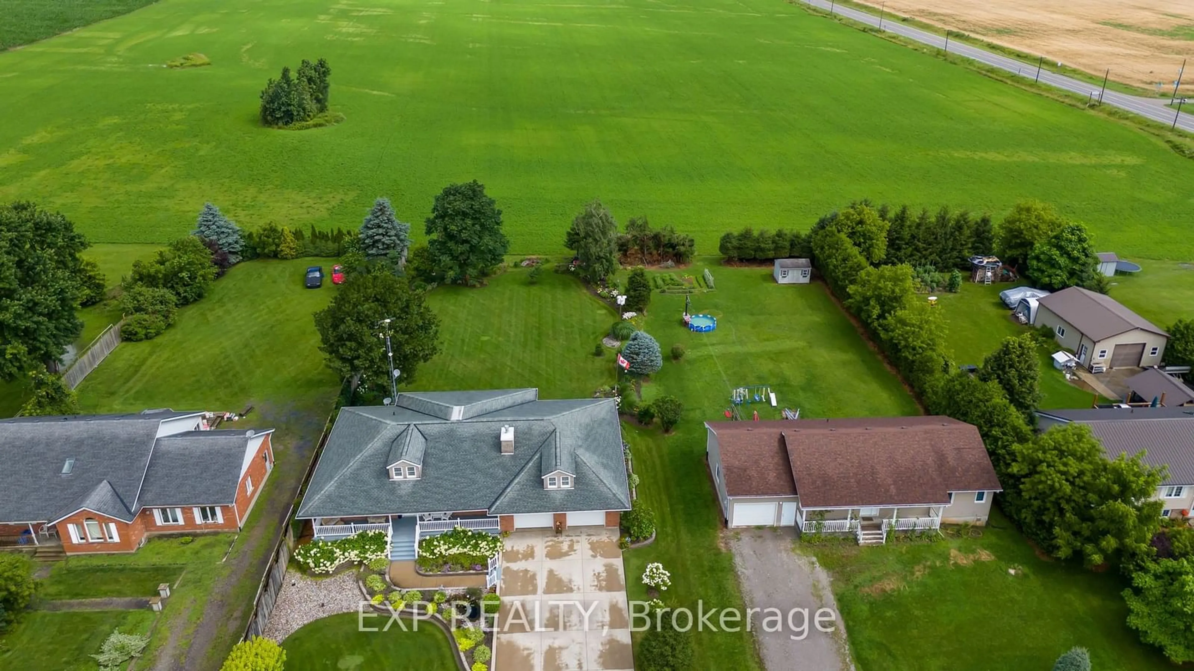 A pic from outside/outdoor area/front of a property/back of a property/a pic from drone, unknown for 54142 Best Line Rd, Bayham Ontario N5H 2R3