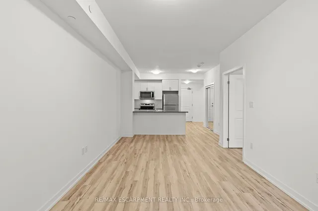 Additional property image - 460 Dundas St Unit 422