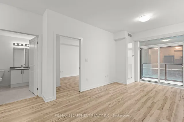 Additional property image - 460 Dundas St Unit 422