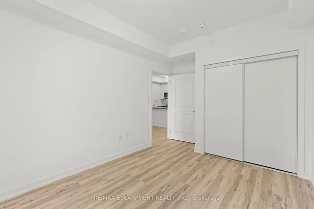Additional property image - 460 Dundas St Unit 422