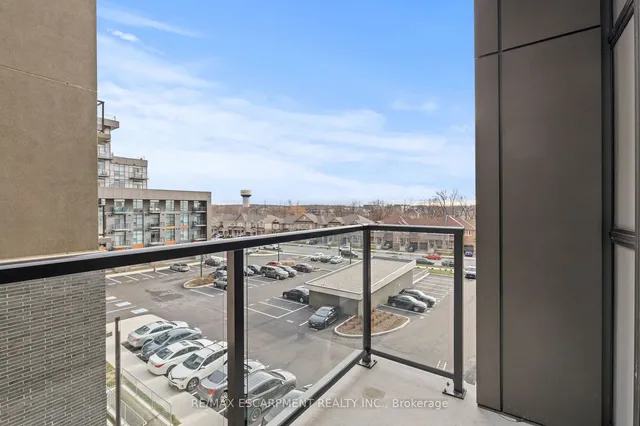 Additional property image - 460 Dundas St Unit 422