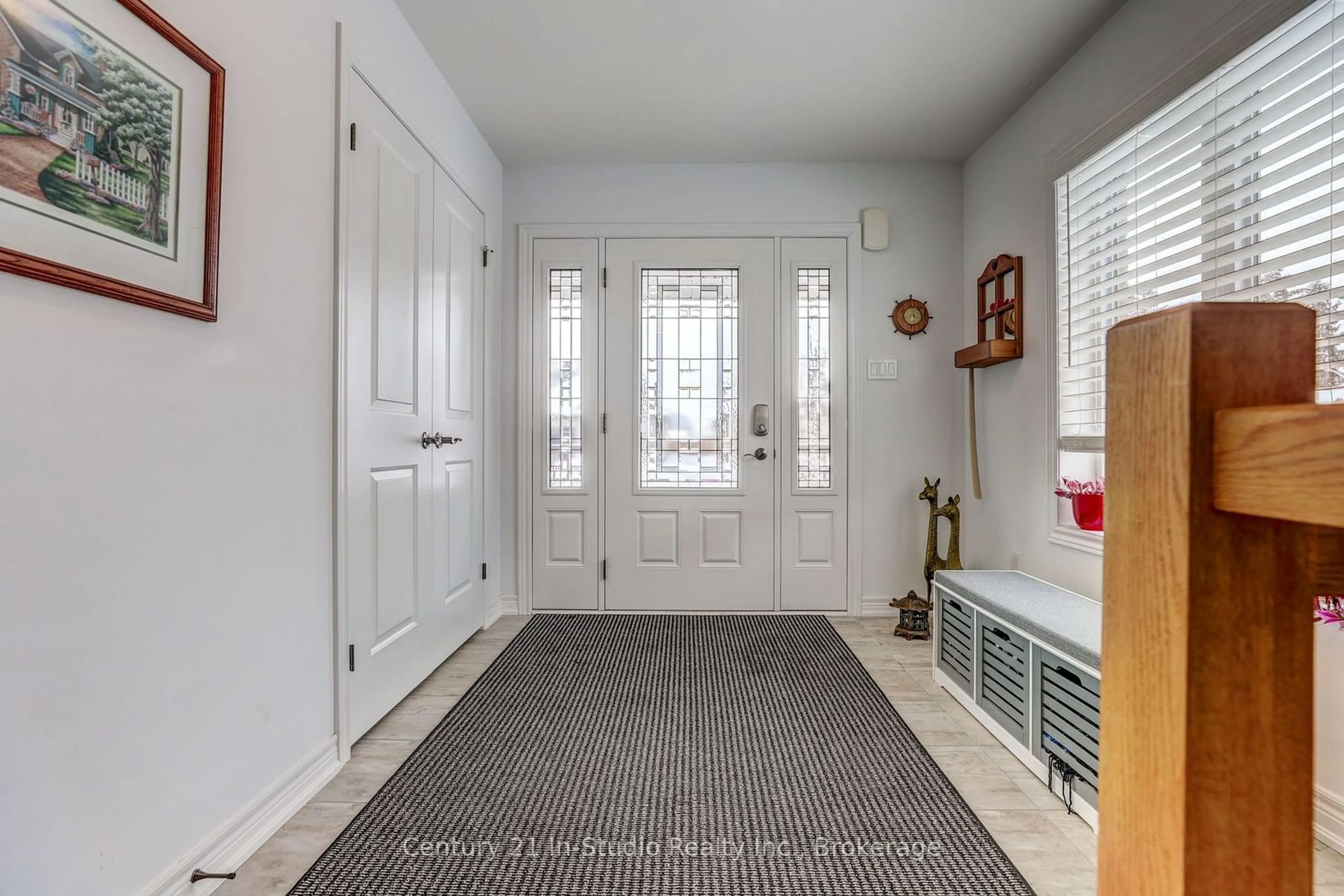 Indoor entryway for 104 Emerson Way, West Grey Ontario N0G 1R0