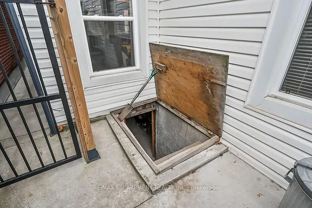 Additional property image - 214 East Ave