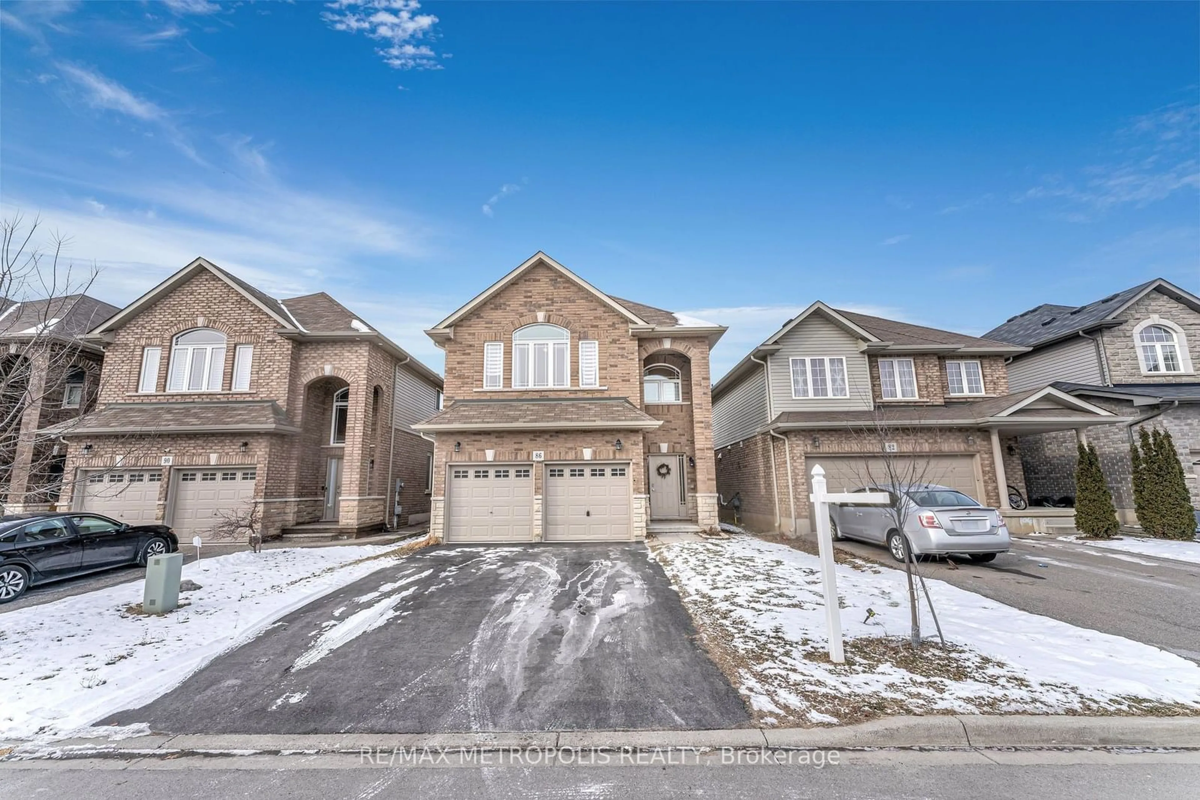 Home with brick exterior material, street for 86 KEYSTONE Cres, Hamilton Ontario L0R 1P0