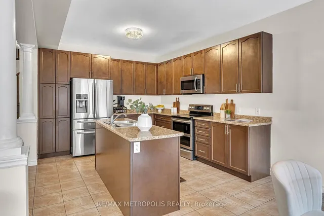 Additional property image - 86 KEYSTONE Cres
