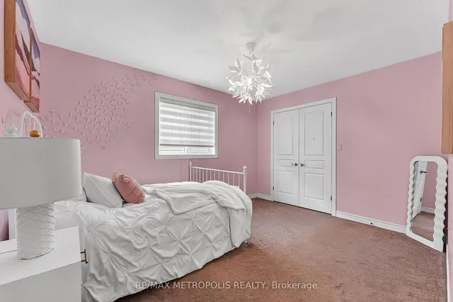 Additional property image - 86 KEYSTONE Cres